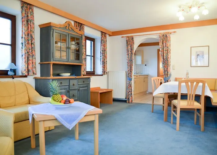 Restaurant Alpenhof Lejlighedshotel Übersee