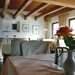 Apartmanhotel Restaurant Alpenhof Übersee