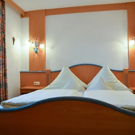 Aparthotel Restaurant Alpenhof