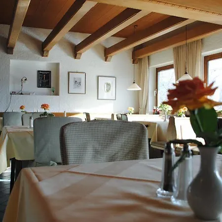 Aparthotel Restaurant Alpenhof Ubersee
