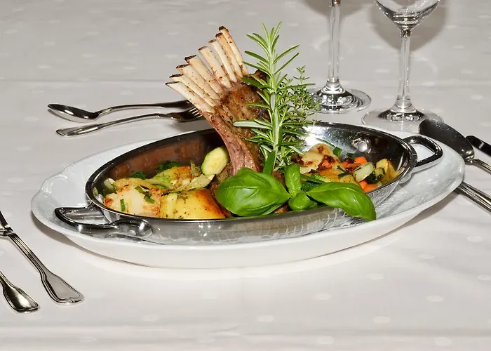 Aparthotel Restaurant Alpenhof 3*