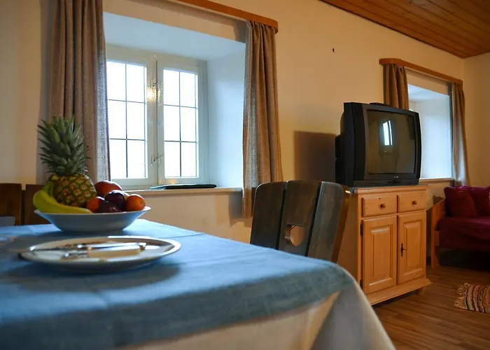Aparthotel Restaurant Alpenhof Übersee