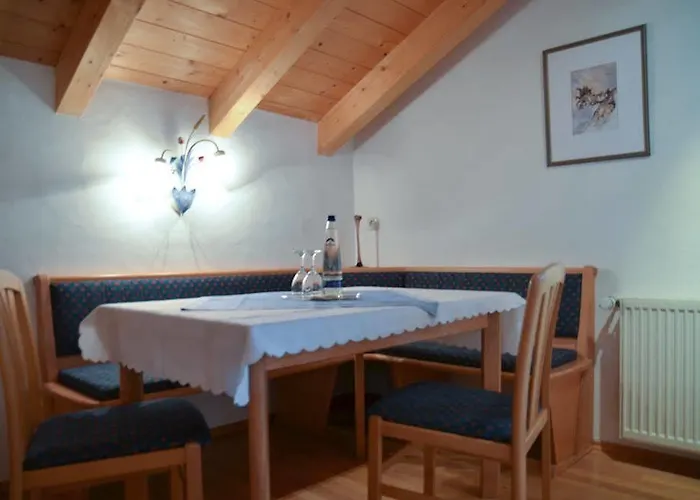 Aparthotel Restaurant Alpenhof 3*